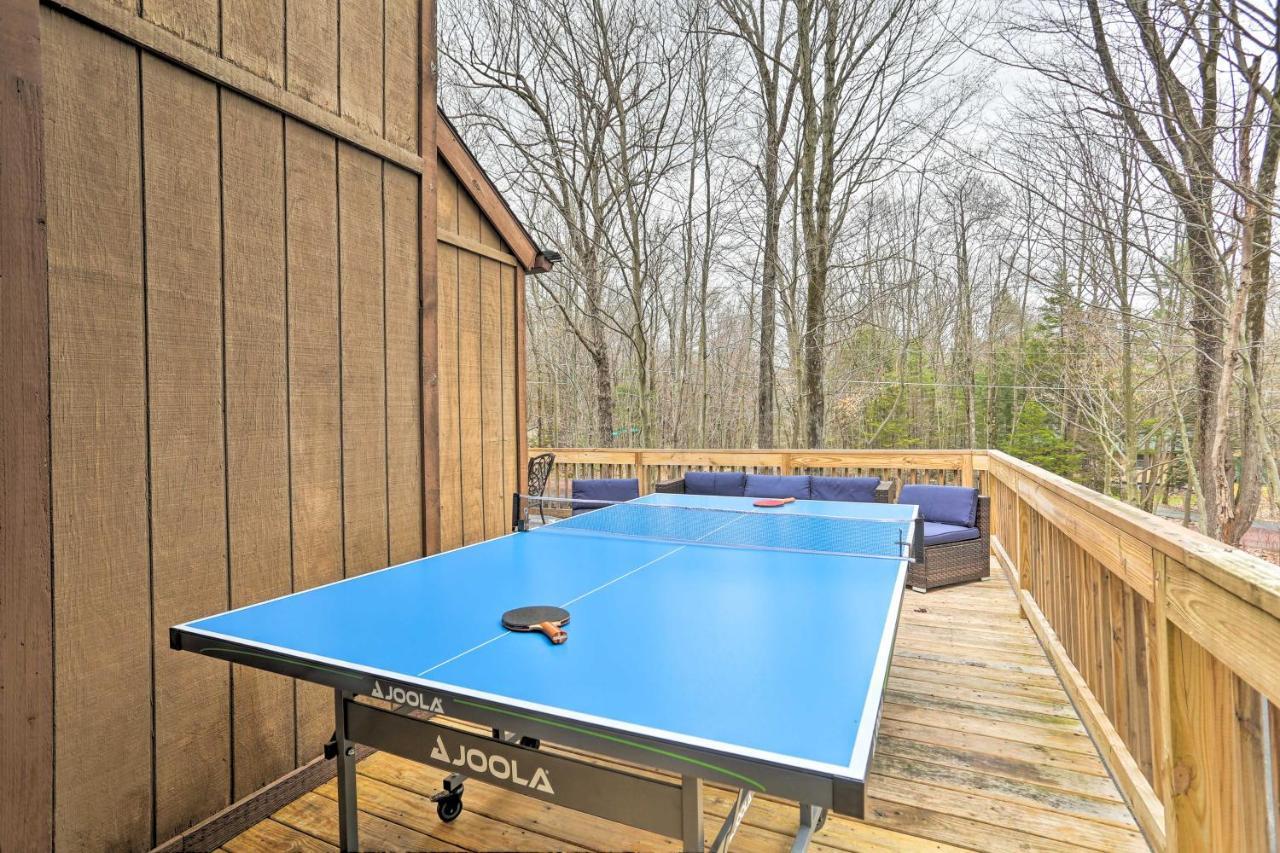 Bear Den Rustic Pocono Lake Home With Game Room! 外观 照片